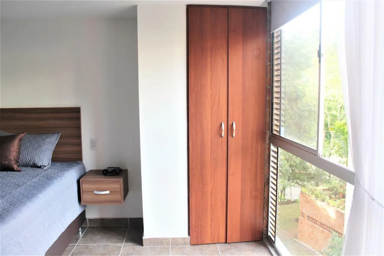 Edificio La Frontera Apartamento Medellín Colombia